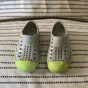 Native Kids C7 gray and green GUC